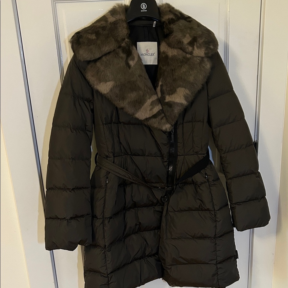 Moncler Women’s “Chauvet” Down Jacket with Real Rabbit Fur Collar (size M/2)